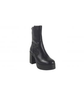 MUSTANG Damenstiefel 53562 schwarz