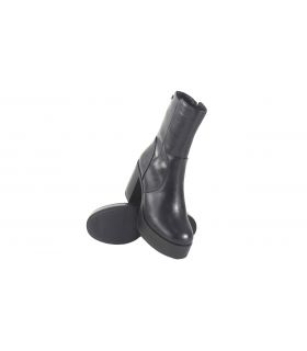MUSTANG Damenstiefel 53562 schwarz