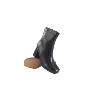 <span class='notranslate' data-dgexclude>ISTERIA</span> 23187 botte femme noire