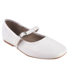 Chaussure fille blanche...