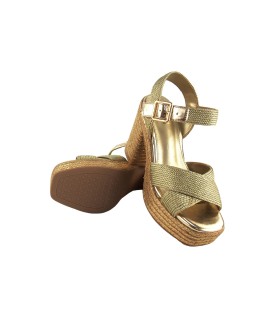 Sandales dorées pour femmes XTI 142741