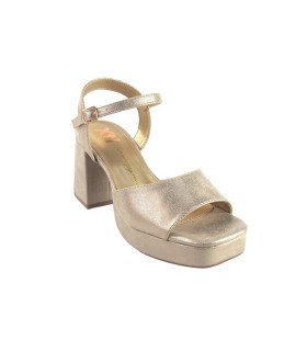 Zeremonie Frau XTI 141471 gold
