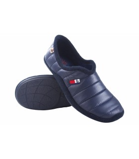 Rentrant chez lui, gentleman BEREVERE en bleu de 1650