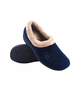 Rentrez chez vous, Mme BEREVERE en bleu 888