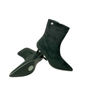 Botas de cano curto femininas ISTERIA 549 pretas