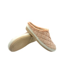 Rendez-vous chez Mme NELES , au numéro 24155.