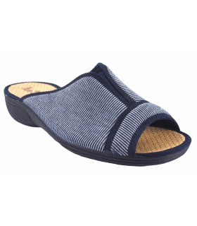 Rentrer à la maison, Mme VULCA BICHA 736 bleu