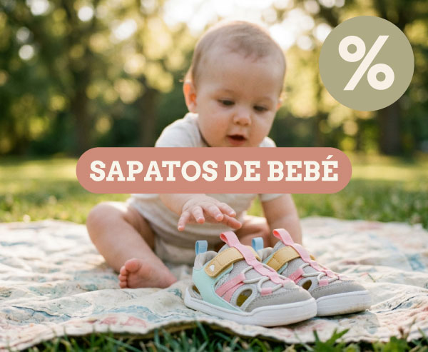 Sapatos de bebé em saldo